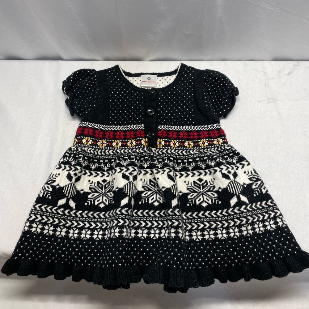 Hanna Anderson Sweater dress. Size 70 Excellent condition. Beautiful pattern